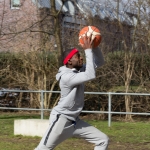 Basketballspieler / Canon EF-S 18-135mm f/3.5-5.6 IS USM / © Jörn Dohrendorf 2018