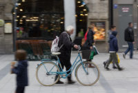 Mann mit Fahrrad / © Jörn Dohrendorf 2018